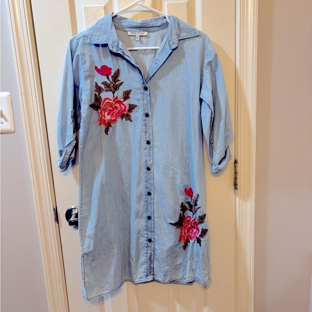 Embroidered shirt dress